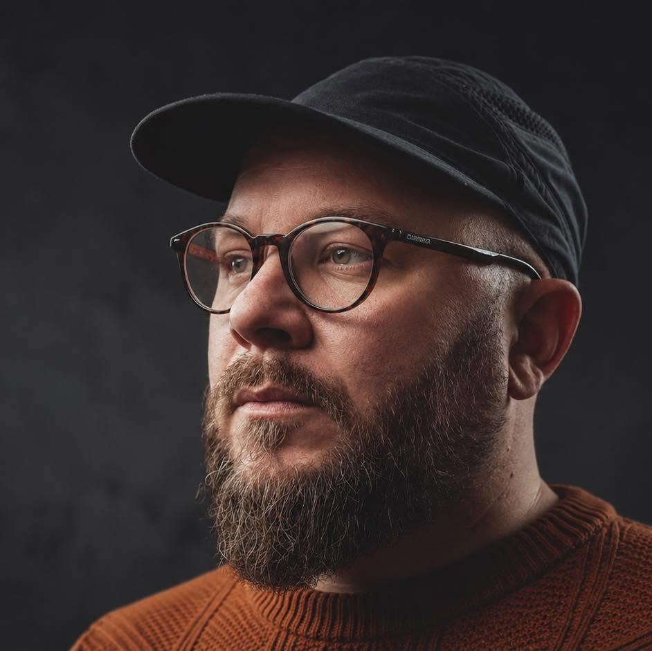 Gunther Gunderson, creator behind GuntherSnaps